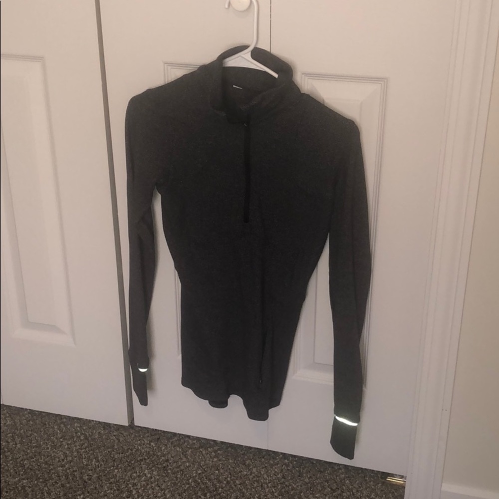 Lululemon half zip up!